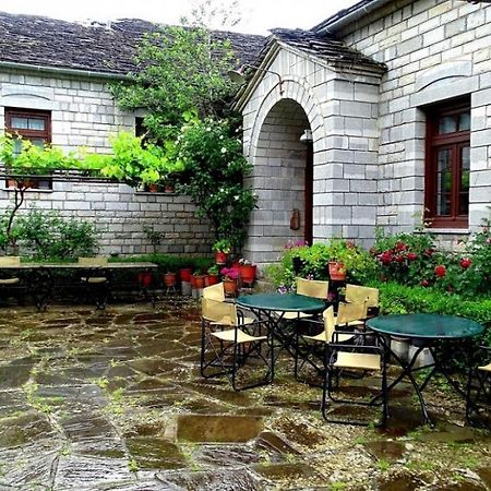 Hotel Papigo Buitenkant foto